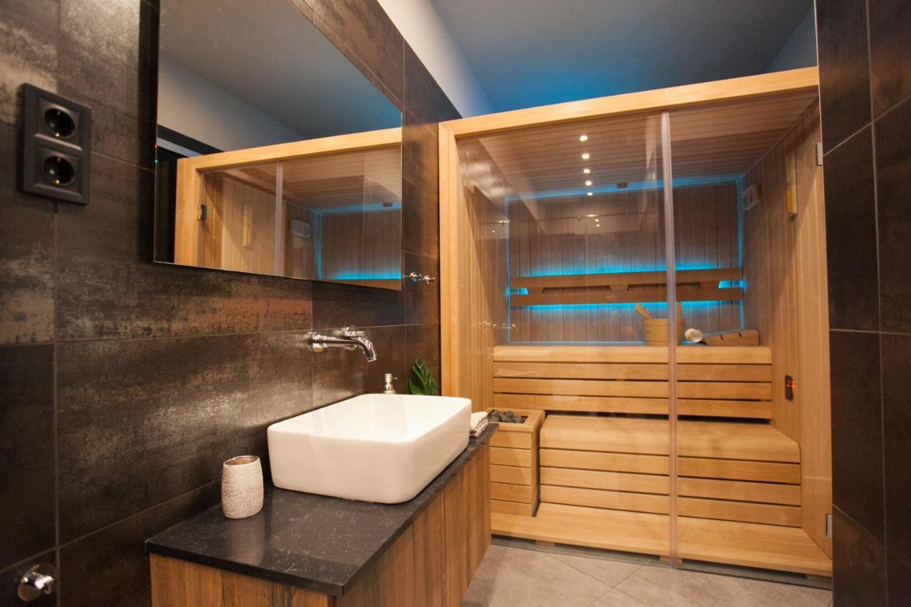 Stylish Loft With Finnish Sauna Budapest Exterior photo